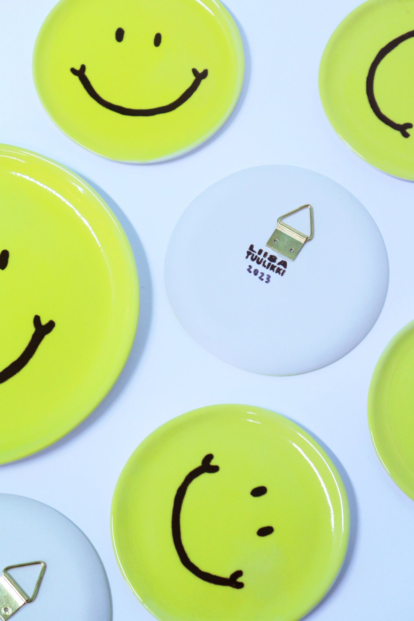Wall smiley